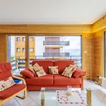 Les Platanes I1 - 6 Pers - Centre Station Apartment *